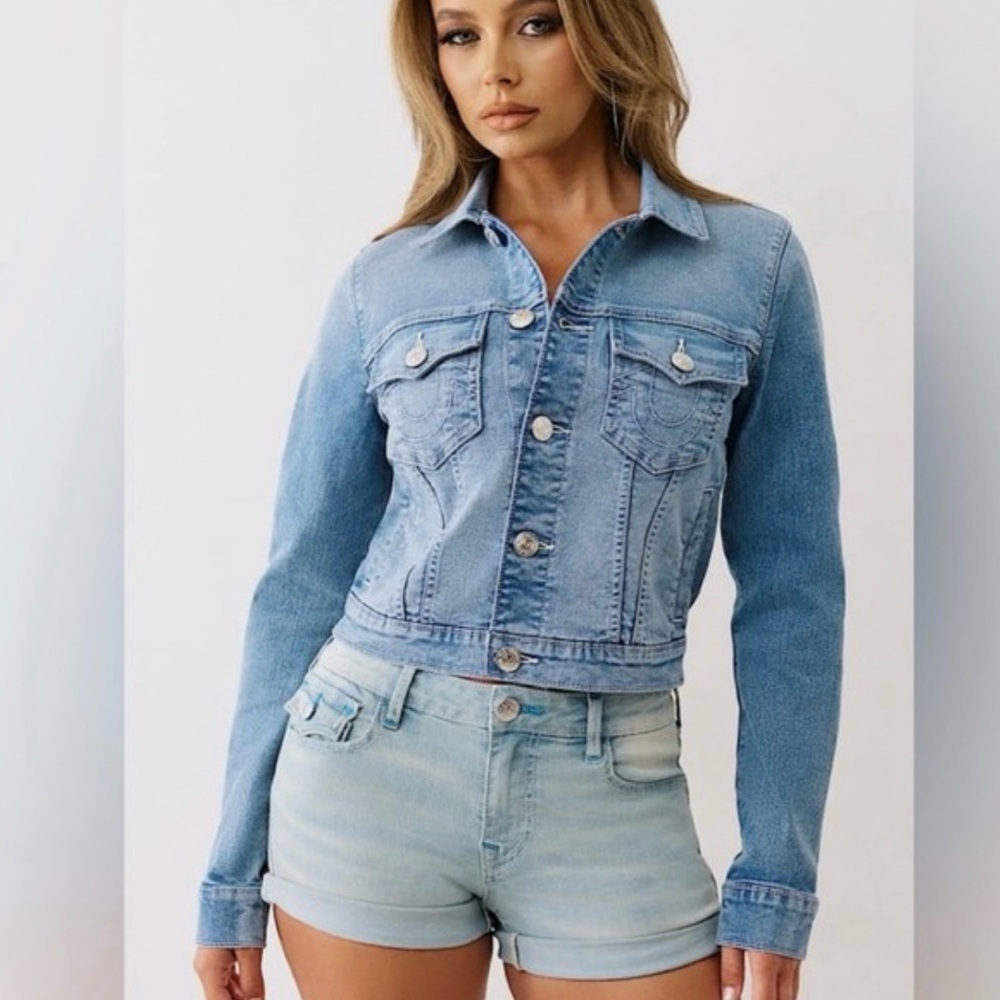 NEW True Religion L XL JESSE Trucker Jacket Denim Blue Jean Cropped Wash $159